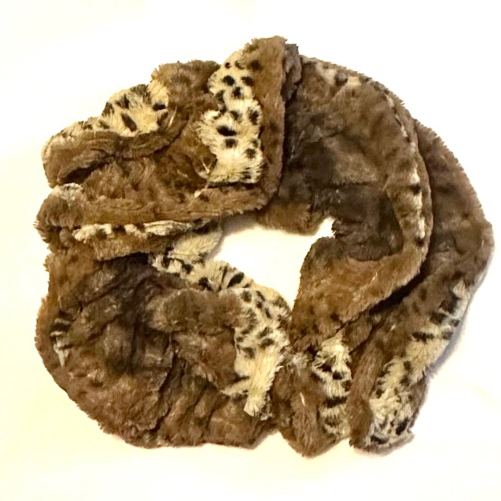 ❄️ Soft Silky Scarf Luxurious Faux Fur Stretchy Animal Print